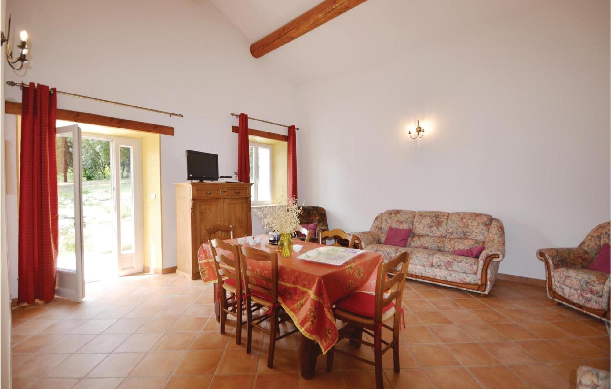 Awesome Home In Bollene With Wifi 외부 사진