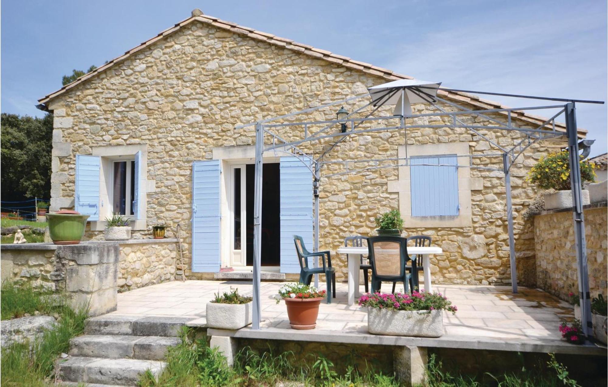 Awesome Home In Bollene With Wifi 외부 사진